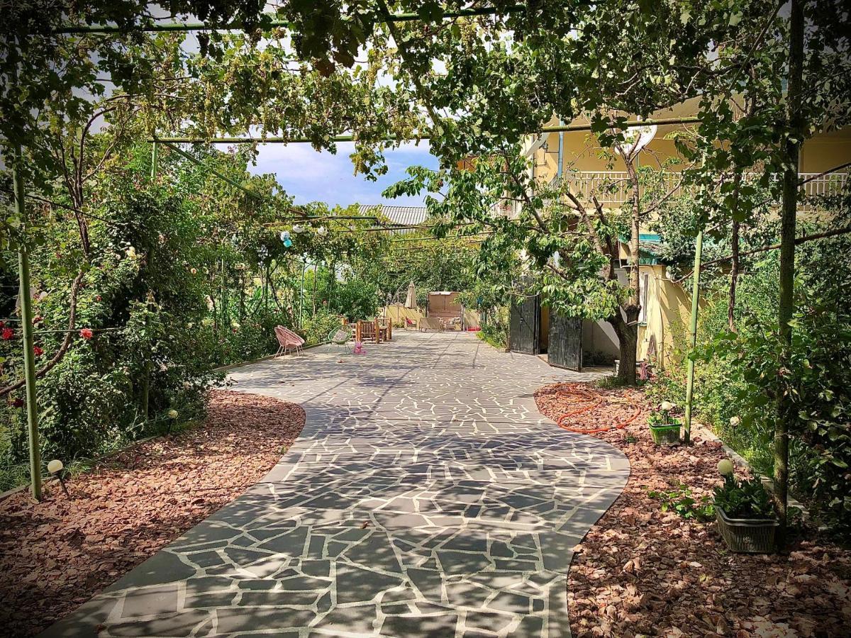 Ekas Rosengarten Gori Exterior photo