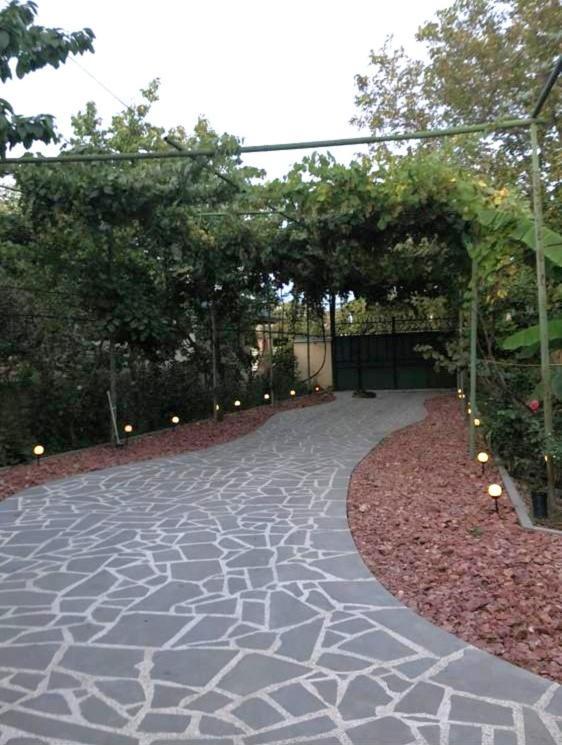 Ekas Rosengarten Gori Exterior photo