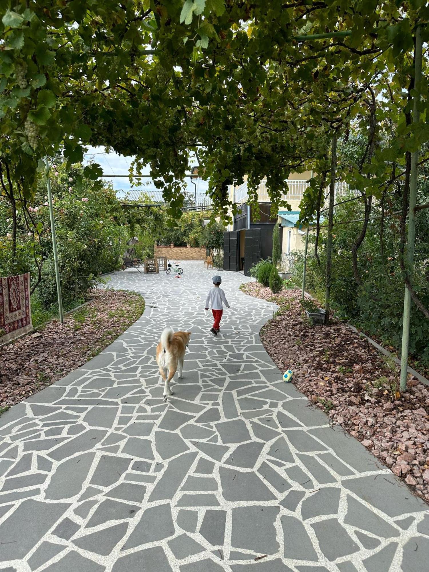 Ekas Rosengarten Gori Exterior photo